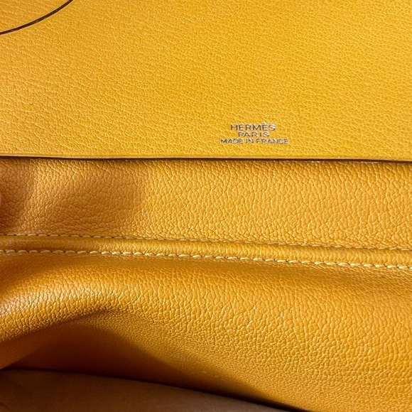 Hermes Orange Leather Yellow Interior Agenda Note Cover - Picture 13 of 13